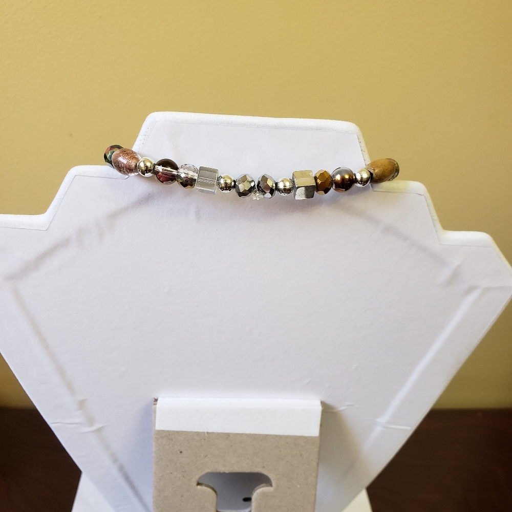 Semi Precious Stones necklace, women's jewelry - Picture 5 of 5